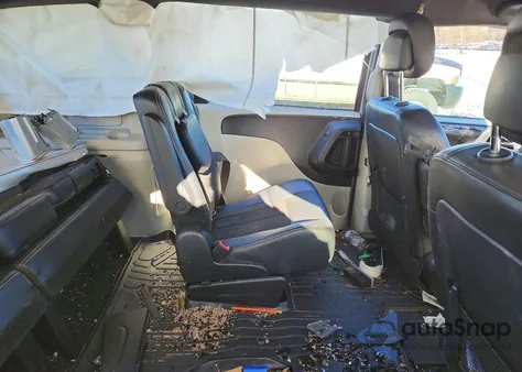 2020 Dodge Grand Caravan Sxt z USA, uszkodzony, nr VIN 2C4RDGCG2LR153387